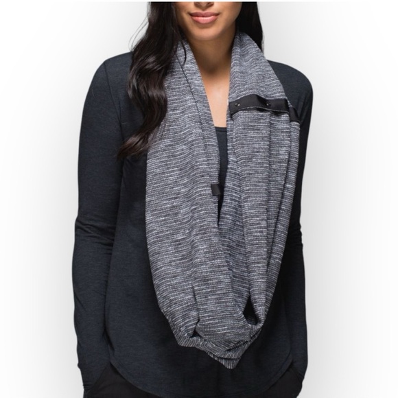 Lululemon Vinyasa Scarf (Circle or Regular scarf) - Picture 2 of 4
